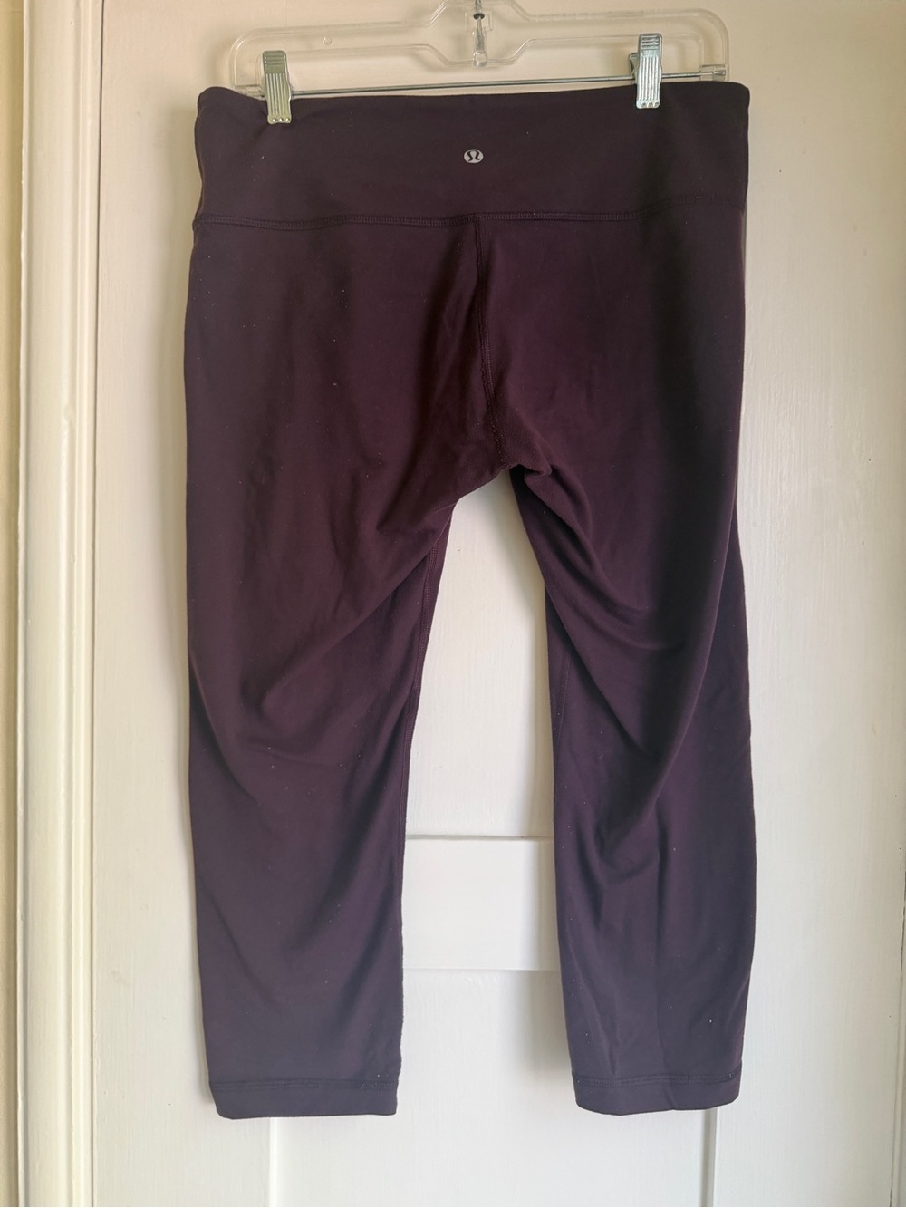 lululemon athletica womens Deep Plum Capri length Leggings